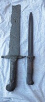 Világháborús bajonett eredeti állapotában, +ajándék kardtöredékkel