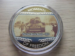 10 Dollár  Kelet Német Felkelés 1953 Színesfém emlékérem zárt  kapszulában 2004 Libéria