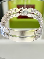 Beautiful silver bracelet (engraveable)