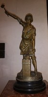 Kovács (FORGERON) szecessziós spiáter szobor 52 cm (törött a karja)