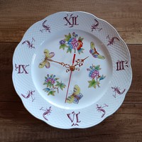 Porcelain wall clock with Victoria pattern from Herend