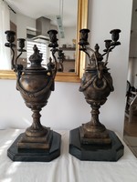 Urna gyertyatartó - kos szimbólummal / bronz
