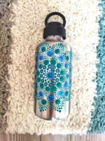 Water bottle with mandala motif