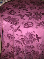 Beautiful woven damask tablecloth