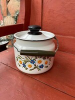 Beautiful 2 liter enamelled food barrel with food