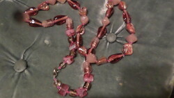 60 Cm pink glass and shell pearl necklace.