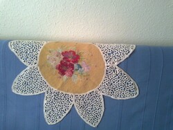 Gobelin tablecloth (daisy shape)