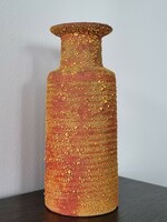 Érdekes felületű iparművészeti kerámia váza