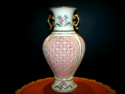 Porcelain vase pierced 20 cm high