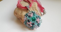 Charming spring pendant with necklace