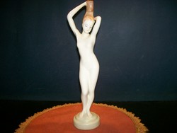 Aqvincumi nude figure 22.5 Cm high
