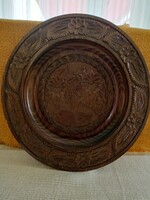 Carved wooden wall plate with flower pattern decor HUF 5,000