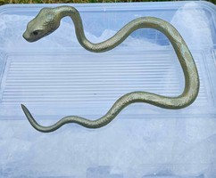 Eosin snake, possible zsolnay?