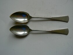 2 antique silver (hound's head hallmark) mocha spoons, hallmarked, (22.7 g.)