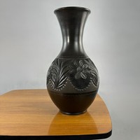 Huge matte black floor vase from Hargitay iii. - Transylvanian black tile -