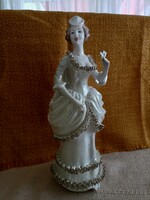 Alba Julia Romanian porcelain figurine 12,000