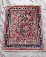 Iráni selyemperzsa szőnyeg