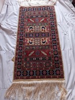 Tunéziai selyemperzsa szőnyeg