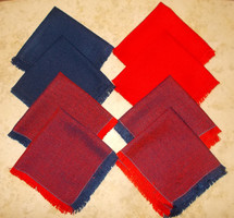 8 db.piros-kék textil szalvéta.