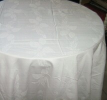 Beautiful antique toledo patterned white damask tablecloth