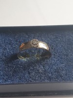 14K gold ring with stones