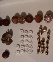 Buttons leather-wood-metal-thread