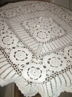 Beautiful antique Art Nouveau notes carrying handmade crochet tablecloth