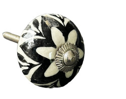 30005 Vintage stílusú porcelán bútorgomb/