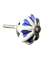 30099 Vintage stílusú porcelán bútorgomb/