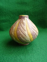 Gorka Lívia pasztel színű kis váza