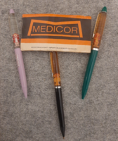 Medicor retro memorabilia 3 floating liquid pens; leaf match