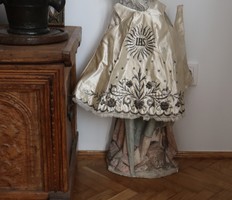19. sz.Prágai Jézus katolikus szobor -babaruházat /19th c. Infant Jesus of Prague Catholic Doll Outf