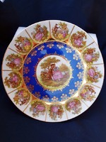 A spectacular decorative plate