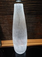 Retro ritka fehér színű váza 35 cm repesztett gyönyörű fátyolüveg fátyol karcagi berekfürdői üveg