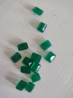 100 Ct emerald for sale together /with certificate/