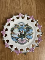 Beautiful openwork gilded decorative plate, landmarks of Canada.