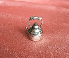 Ezüst miniatűr teás kanna