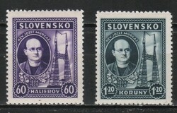 Slovakia 0144 mi 46-47 post office EUR 1.30