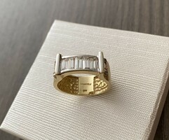 14K gold ring with sapphire
