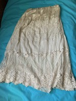 Aria lace skirt size 44