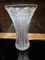 Csodaszép formájú üvegkristály metszett 25 cm magas váza