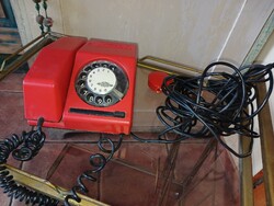 Red dial phone