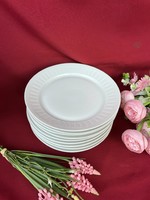 9 pieces of white cake cookie plates plate nostalgia piece