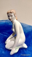 Aquincum porcelain, kneeling female nude statue.