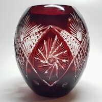 Burgundy cut crystal vase with a bay, 22 cm high