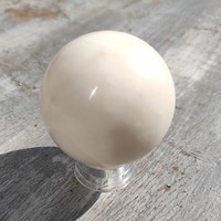 White onyx sphere