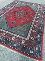 Gyönyörű marokkói berber kézi csomózású szőnyeg