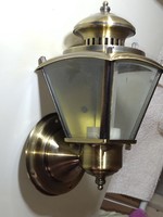 Exterior wall lamp