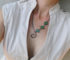 Special glass jewelry, green necklace