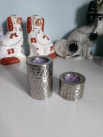 2 metal candle holders with a hammered surface, 5.5 and 10.5 cm high